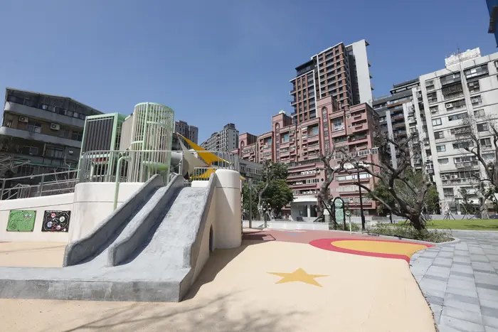 台北市振華公園地下停車場新建工程（8/13）