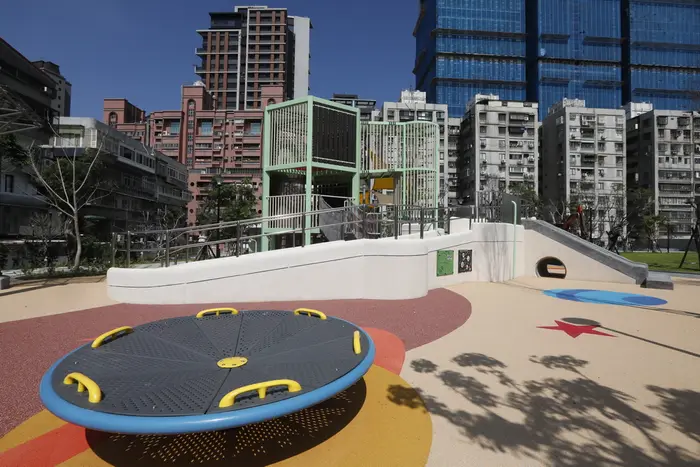 台北市振華公園地下停車場新建工程（10/13）